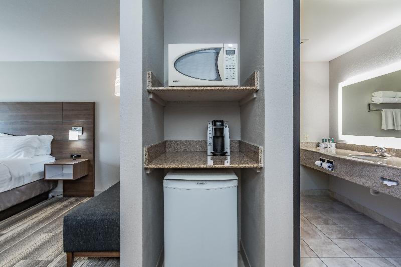Holiday Inn Express South Bend Notre Dame Univ. image
