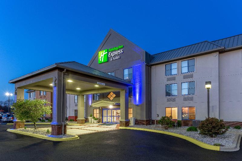 Hotel Holiday Inn Express and Suites Scottsburg