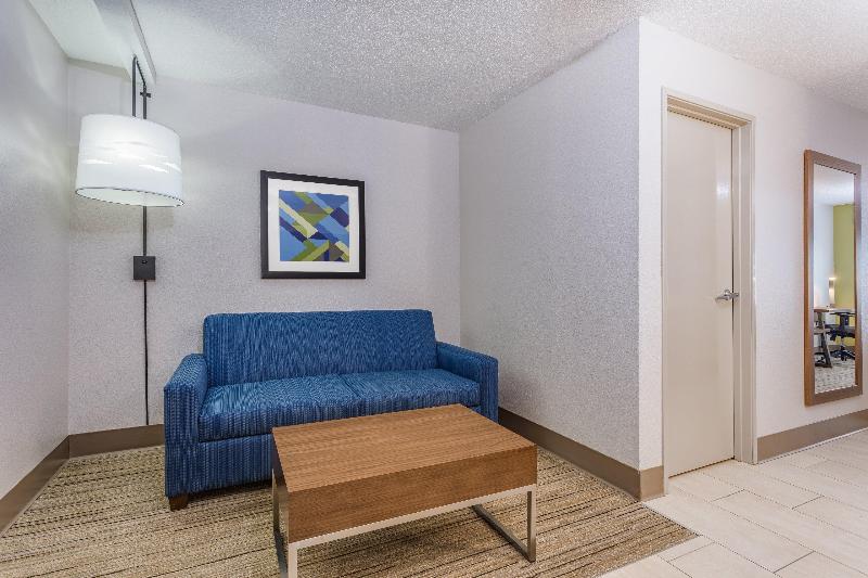 Holiday Inn Express & Suites Scottsburg By IHG photo 17