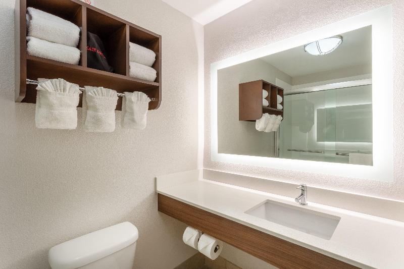 Holiday Inn Express & Suites Scottsburg By IHG photo 19