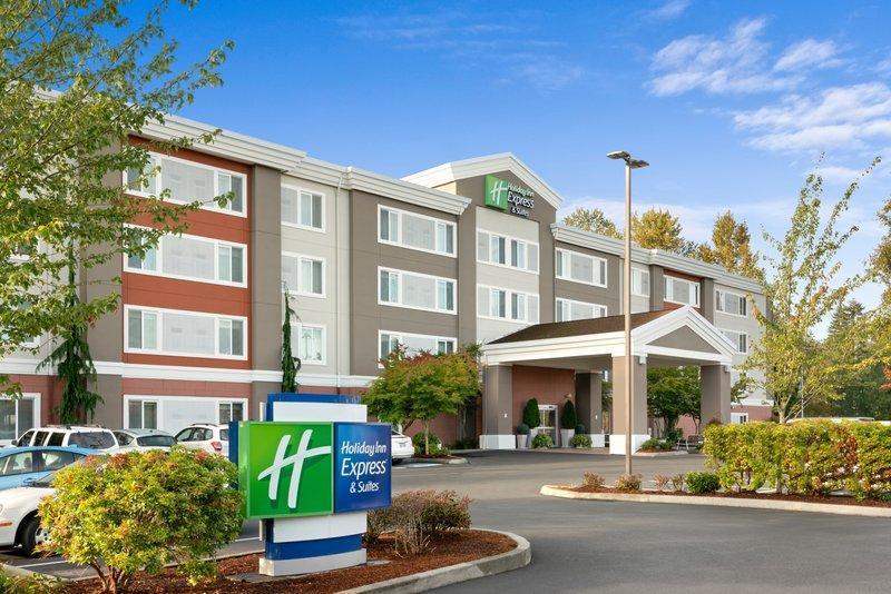 Holiday Inn Express and Suites Marysville