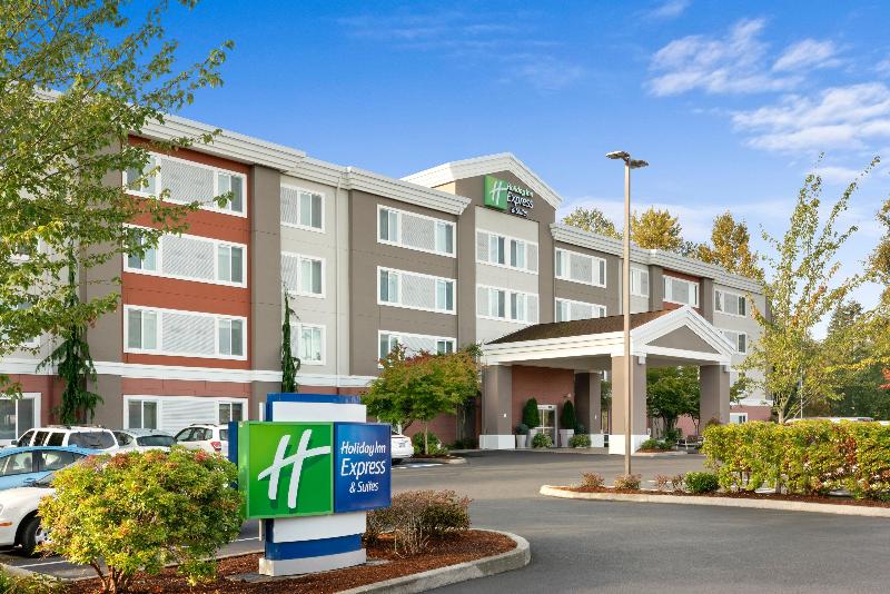 Holiday Inn Express & Suites Marysville By IHG image