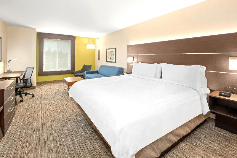 Holiday Inn Express & Suites Marysville By IHG image