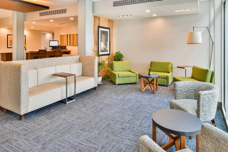 Holiday Inn Express & Suites Salem image