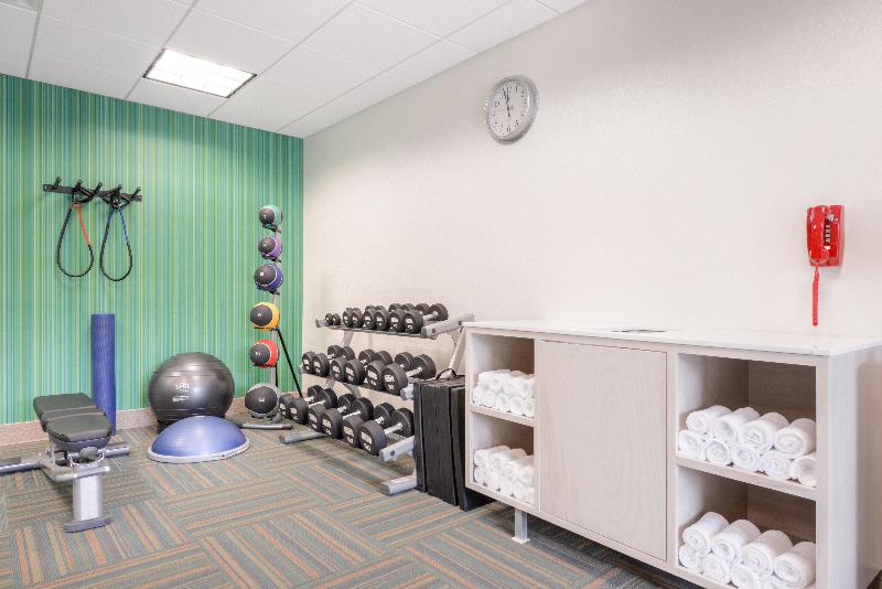 Holiday Inn Express & Suites Salem image