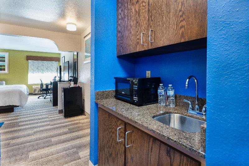 Country Inn & Suites by Radisson South Haven MI image