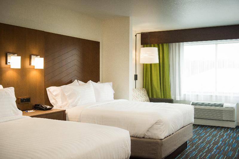 Holiday Inn Express and Suites Rock Falls