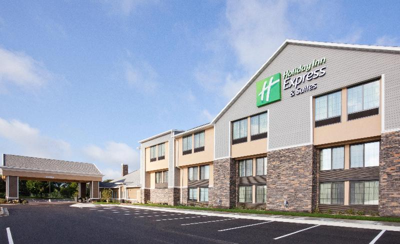 HOLIDAY INN EXPRESS & SUITES WILLMAR