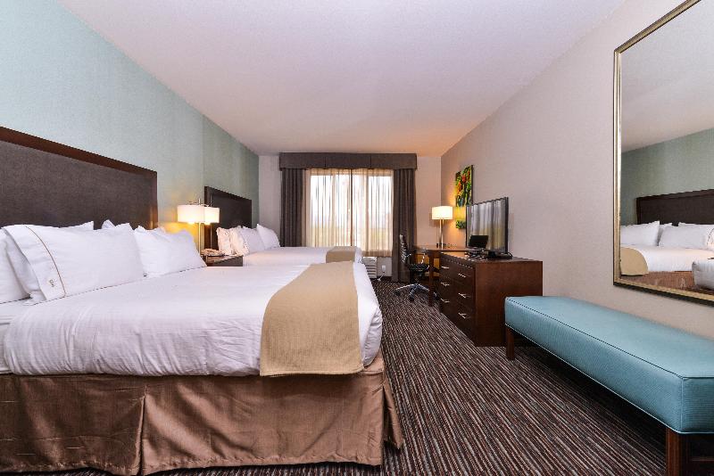 Holiday Inn Express and Suites Indio