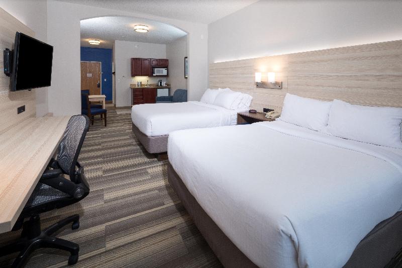 Holiday Inn Express & Suites Detroit - Utica IHG photo 22