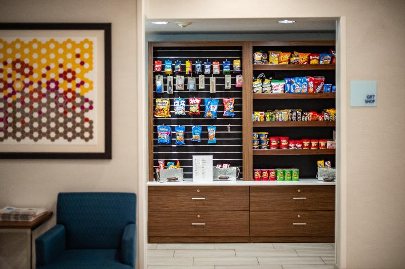 Holiday Inn Express & Suites Wausau By IHG image