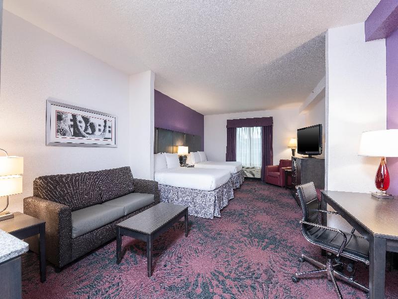 Holiday Inn Express and Suites Columbus Polaris Pa image