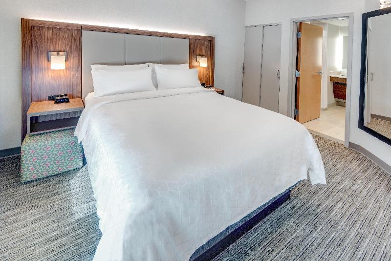 Holiday Inn Express and Suites West Long Branch Ea image