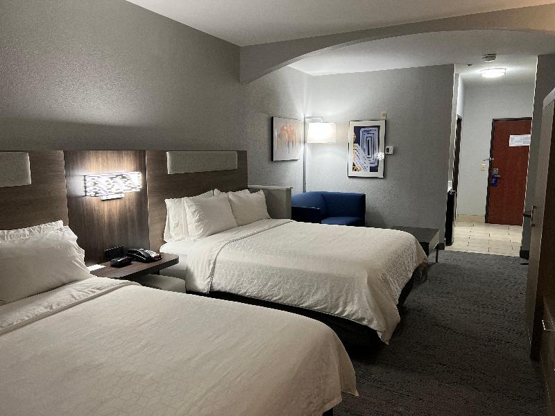 Holiday Inn Express and Suites Woodward Hwy 270 image