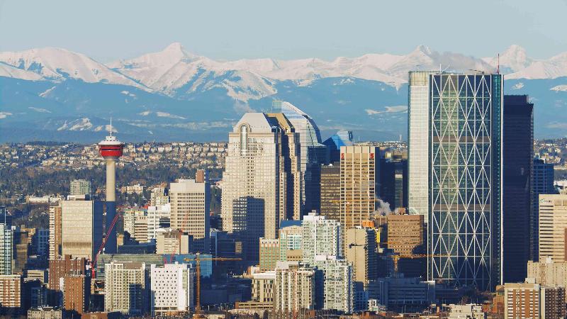 Holiday Inn Express & Suites Calgary NW University