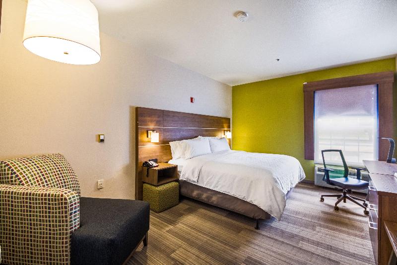 Holiday Inn Express and Suites Columbus image