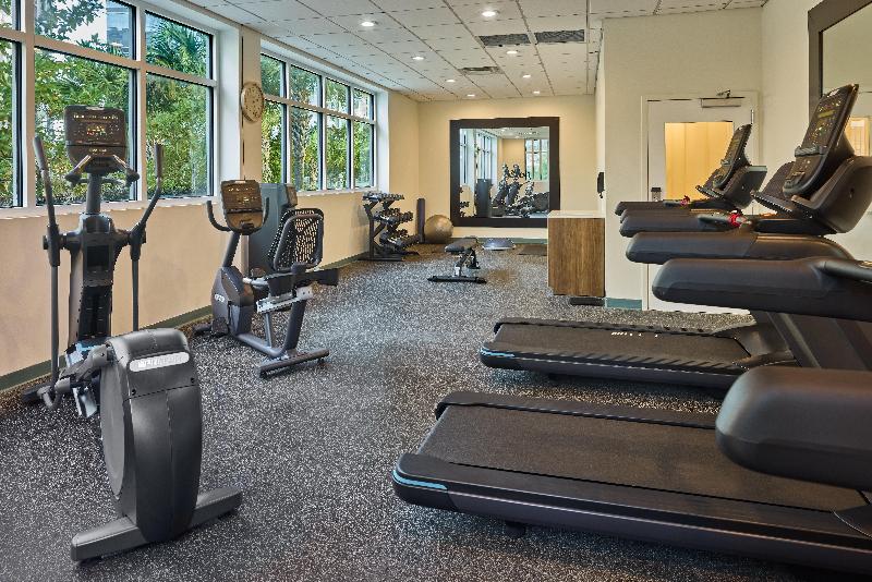 Holiday Inn Express Charleston Dwtn - Westedge image