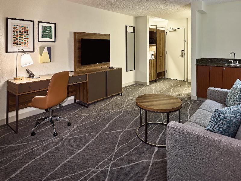 Holiday Inn Express Charleston Dwtn - Westedge image