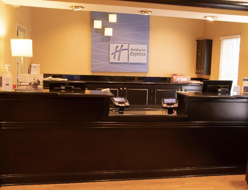 Holiday Inn Express and Suites Columbus East Reyno image