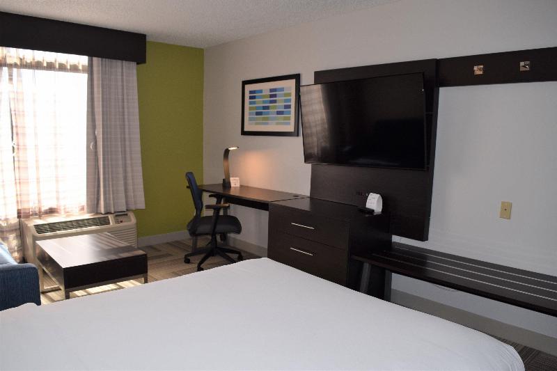 Holiday Inn Express Philadelphia NE Bensalem photo 18