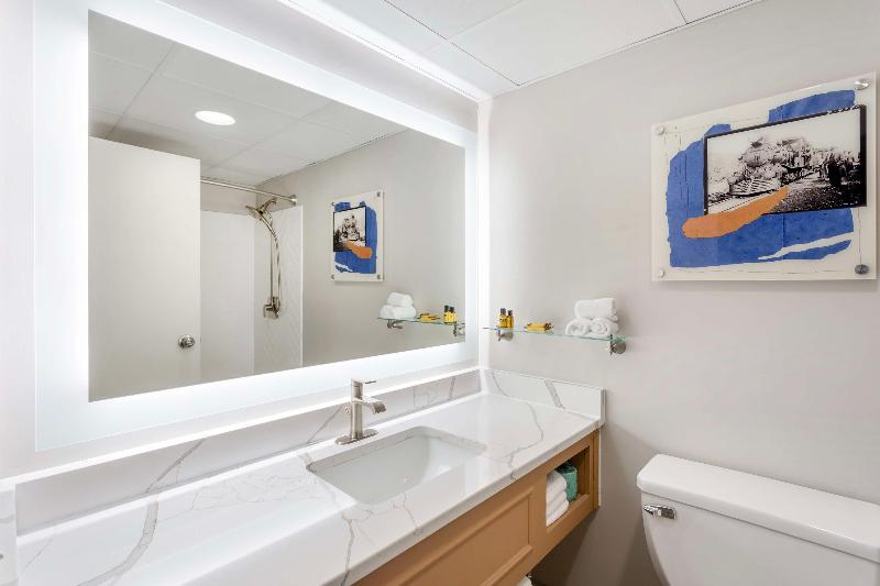 Best Western Plus Heritage Rail-South York/I-83 image