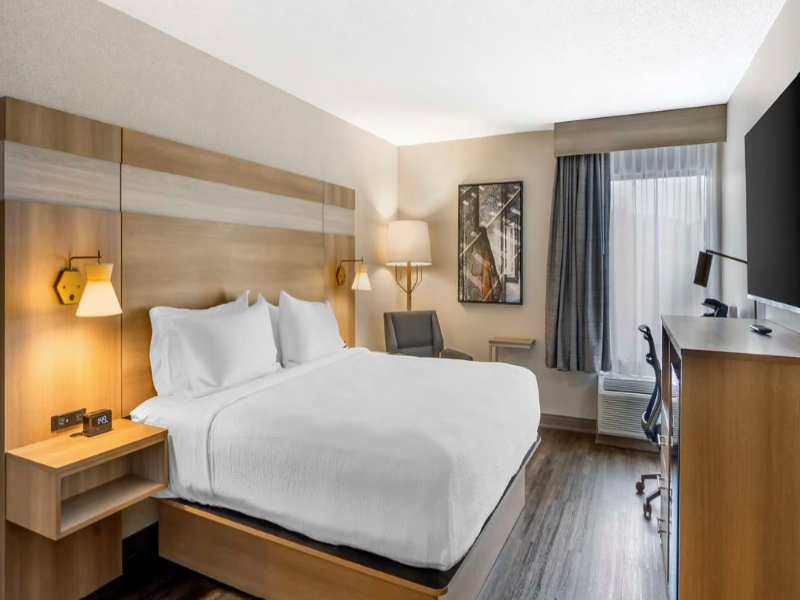Best Western Plus Heritage Rail-South York/I-83 image