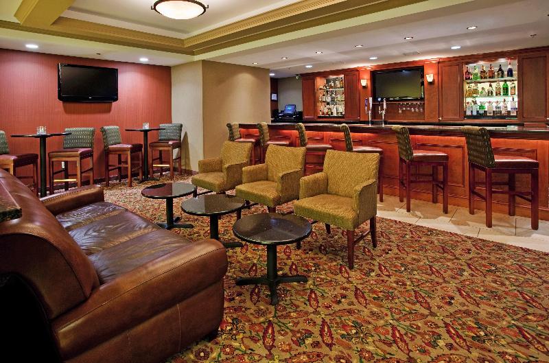 Holiday Inn & Suites Overland Park-Conv Ctr