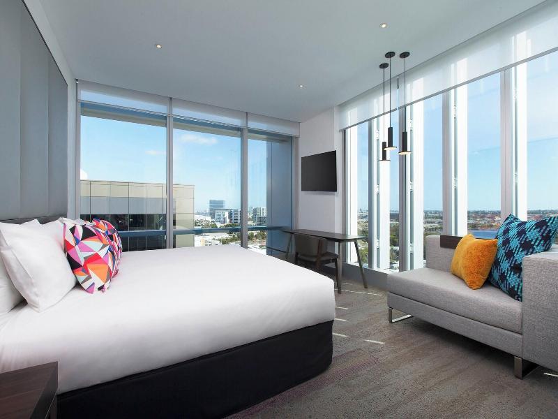 Aloft Perth image