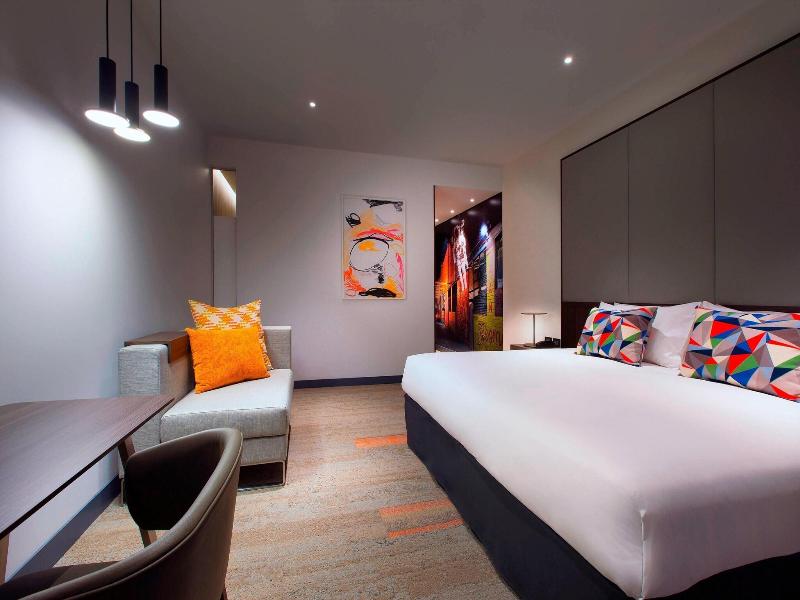 Aloft Perth image