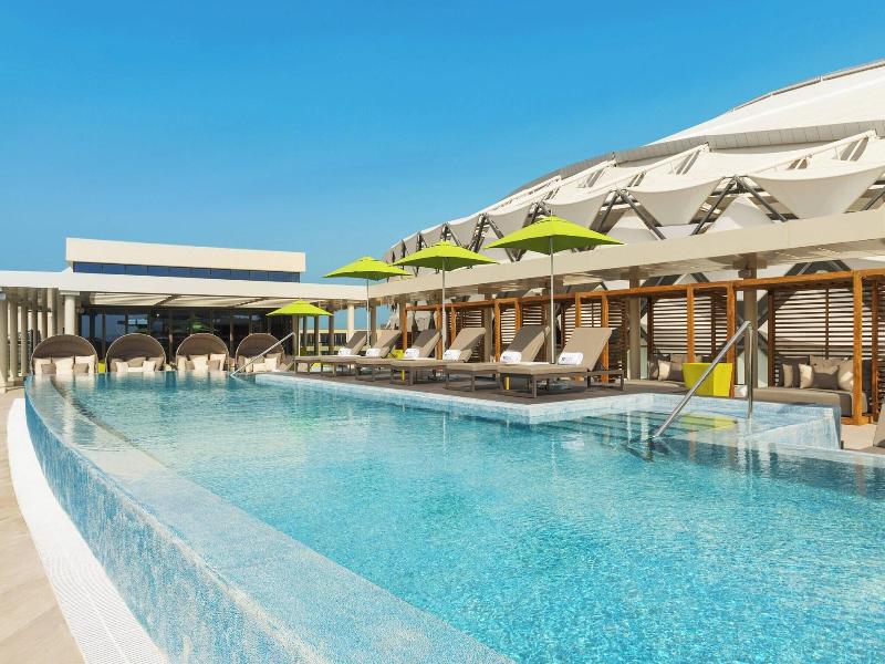 Aloft Al Ain image