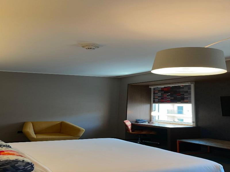Aloft Al Ain image