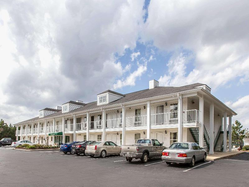 Quality Inn Jesup image
