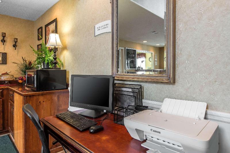 Quality Inn Jesup image