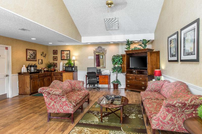 Quality Inn Jesup image