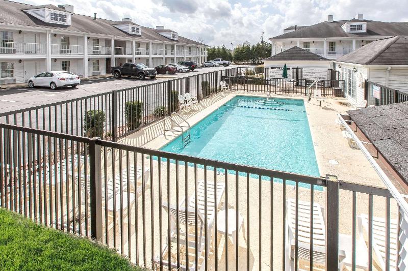 Quality Inn Jesup image