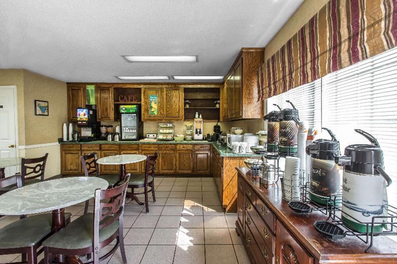 Quality Inn Jesup image