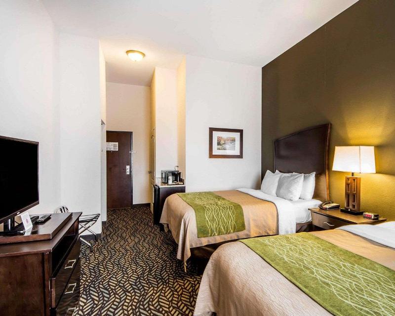 Comfort Inn & Suites Alva image