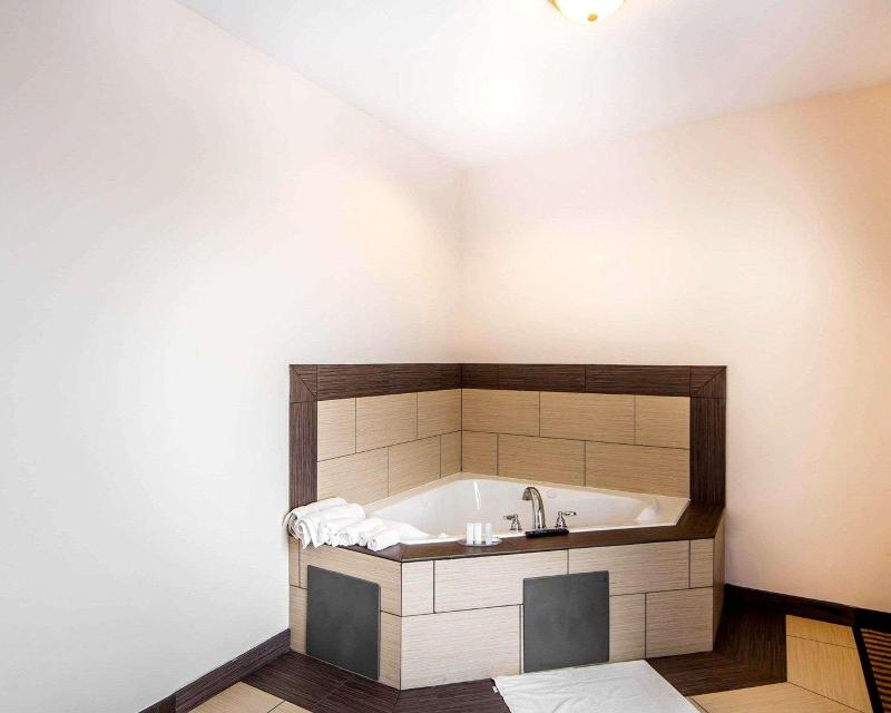 Comfort Inn & Suites Alva image