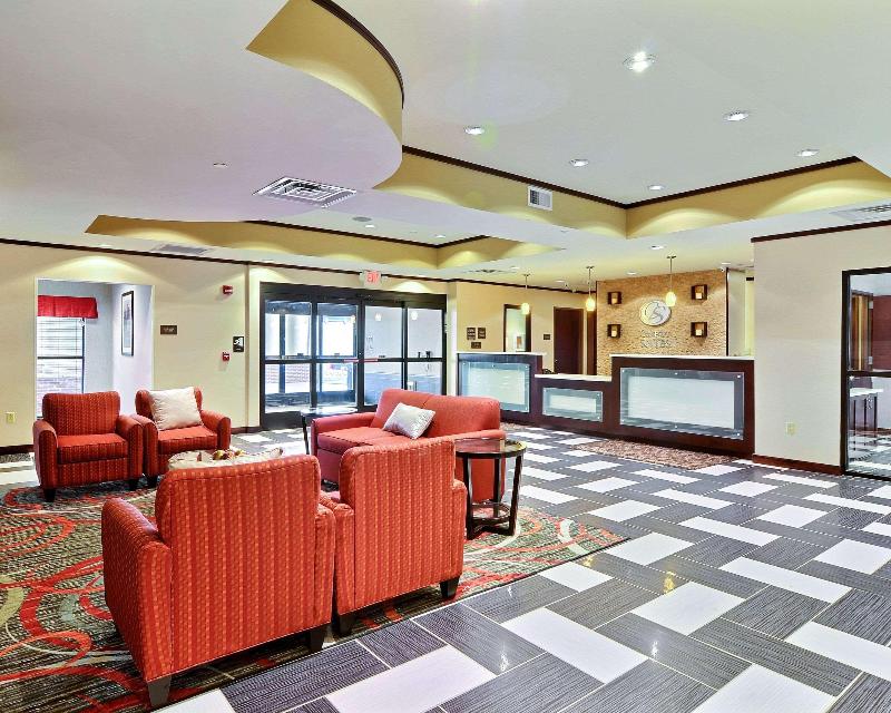 Comfort Suites Uniontown image