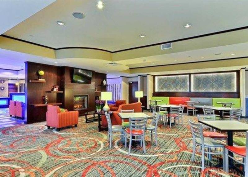 Comfort Suites Uniontown image