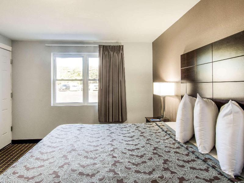 Rodeway Inn Middleboro-Plymouth image