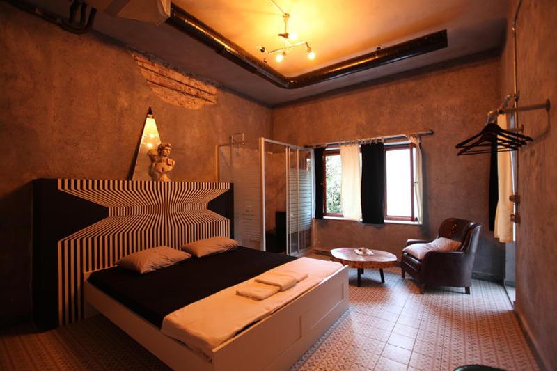 Role Street Hostel image