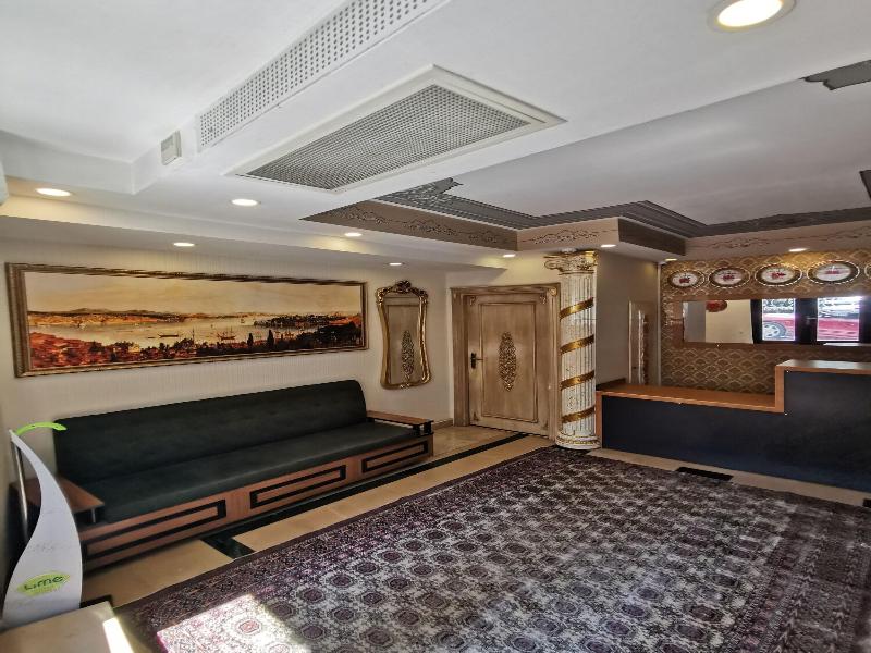 Apple Tree Hotel image