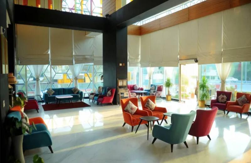 Al Mansour Suites image