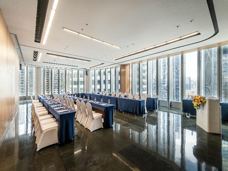 Holiday Inn Guangzhou Zhujiang New Town image