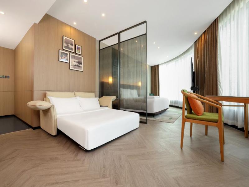 Holiday Inn Guangzhou Zhujiang New Town image