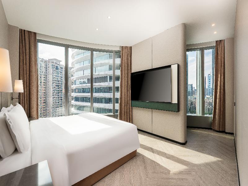 Holiday Inn Guangzhou Zhujiang New Town image