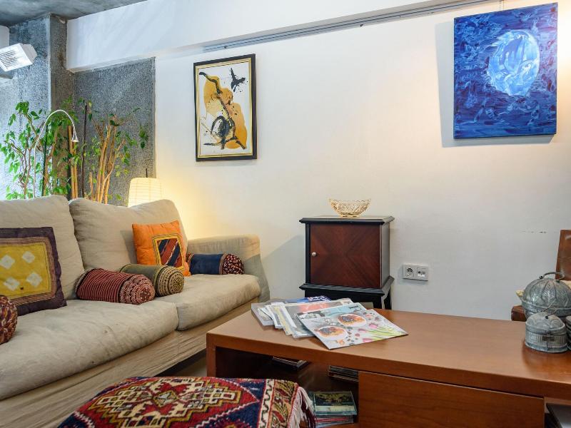 Numi Hotel image