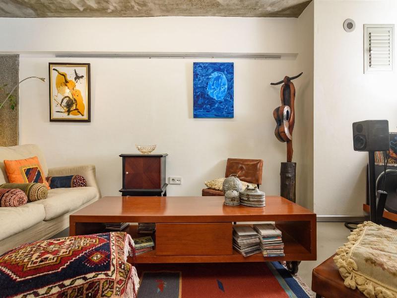 Numi Hotel image