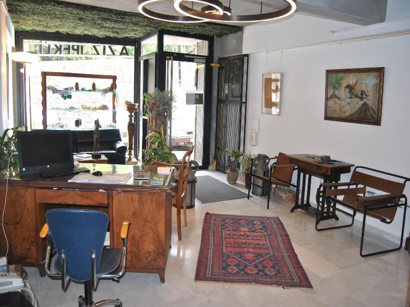Numi Hotel image